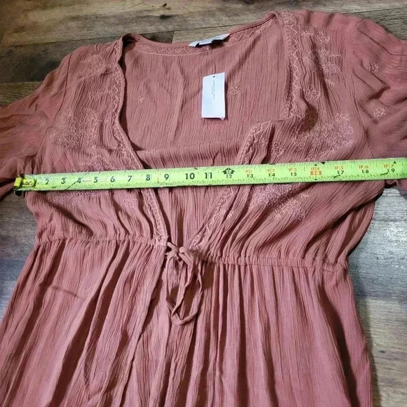 NWT American Eagle Embroidered Kimono - Cover Up Wrap Dress Size XS/S - Picture 6 of 7